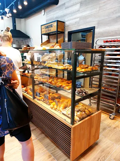 Tandyr House Gruzińska Piekarnia